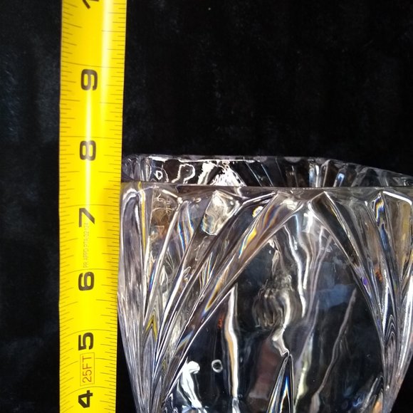 Vintage Crystal Vase - Beautiful Square Shape - Picture 4 of 5